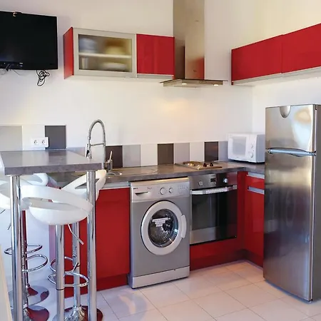 One-bedroom In *